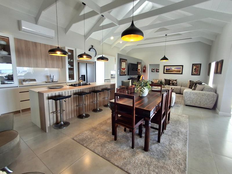 4 Bedroom Property for Sale in Da Gama Bay Western Cape